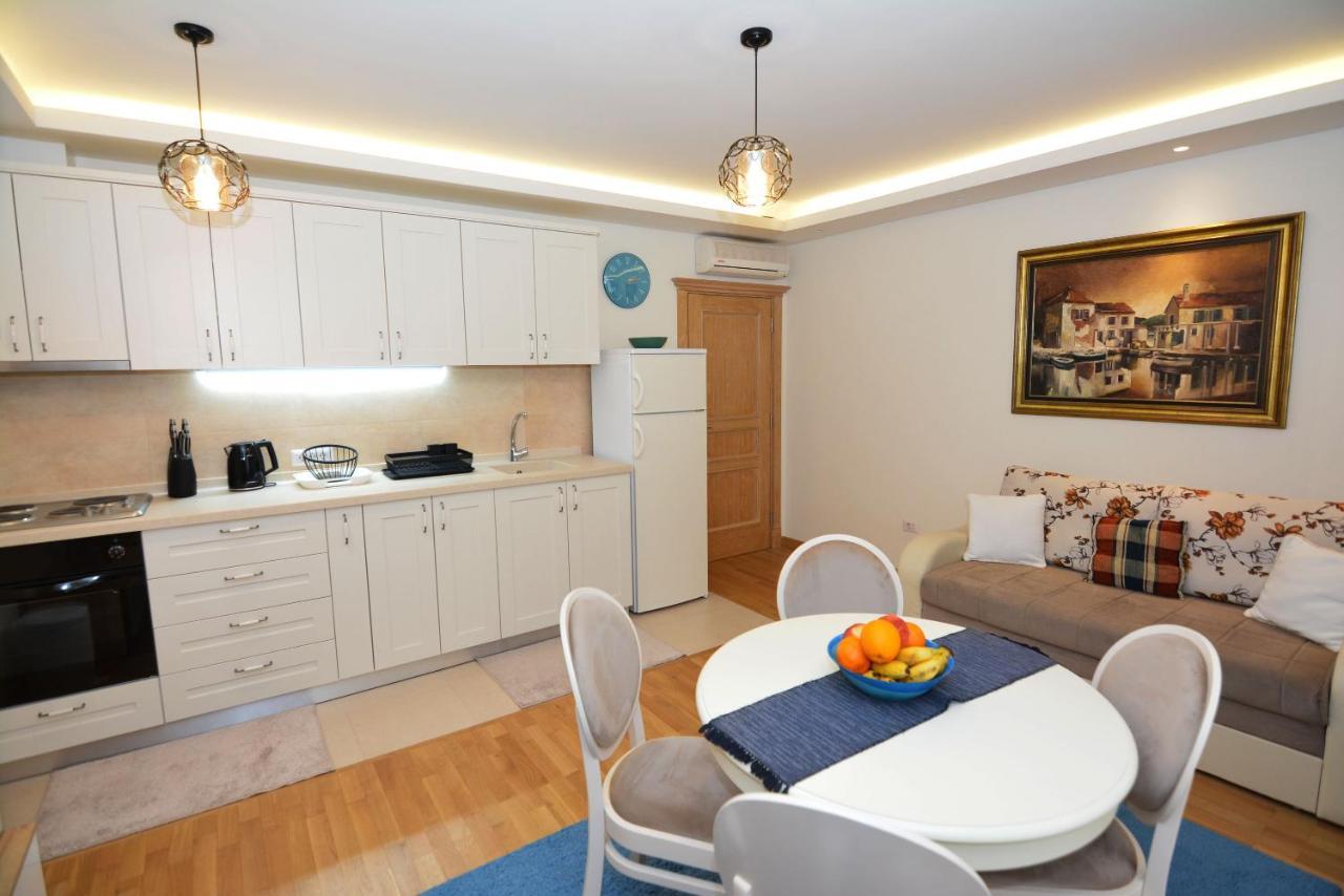 Apartments Olive Kotor Eksteriør bilde