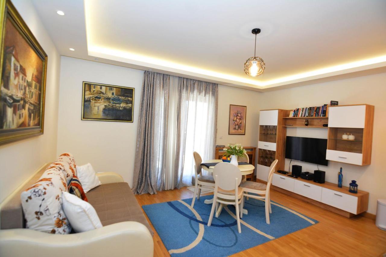 Apartments Olive Kotor Eksteriør bilde