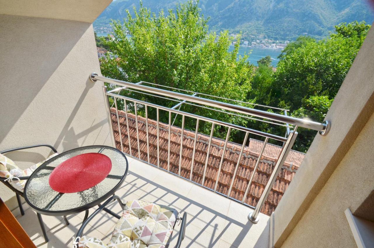 Apartments Olive Kotor Eksteriør bilde